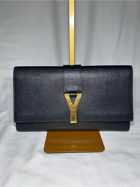 Saint Laurent Chyc Ligne clutch bag black leather with gold-tone Y hardware